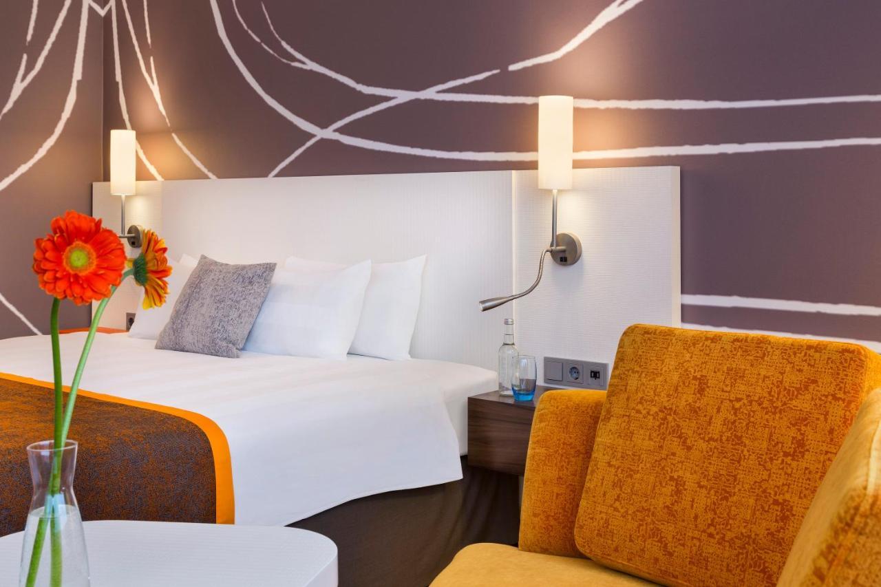 Holiday Inn Amsterdam Room photo